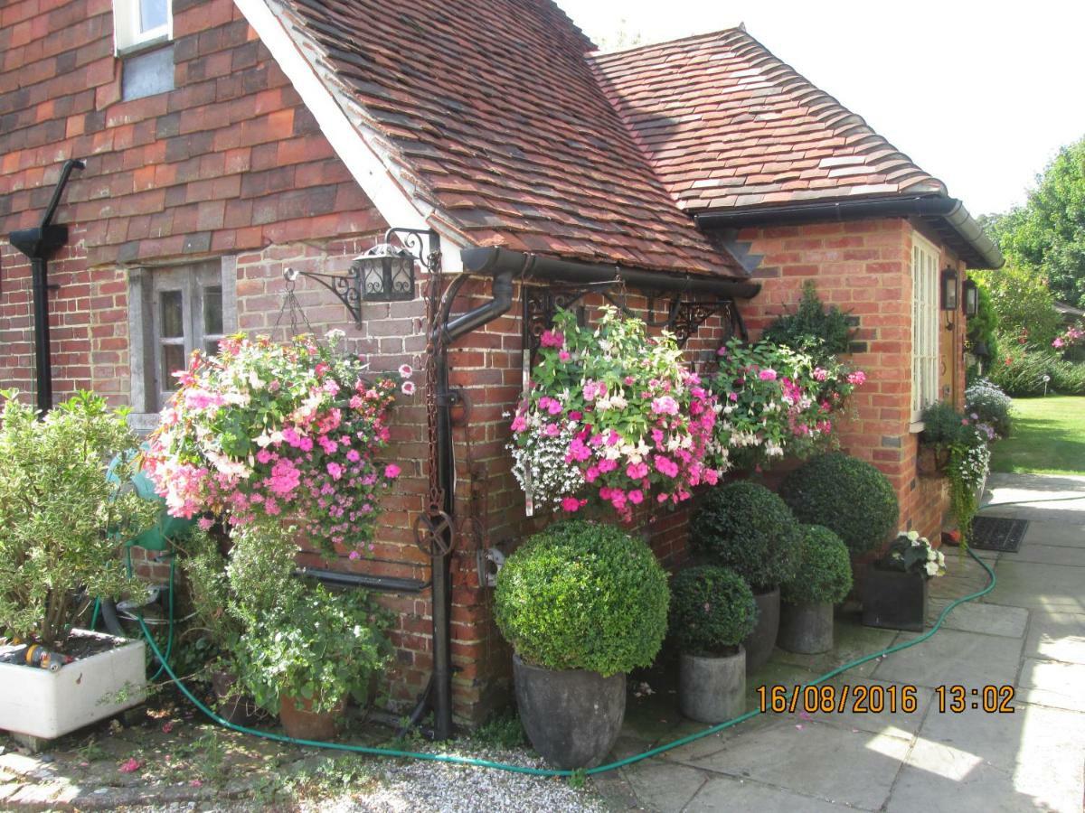 Clayton Wickham Farmhouse Hurstpierpoint 외부 사진