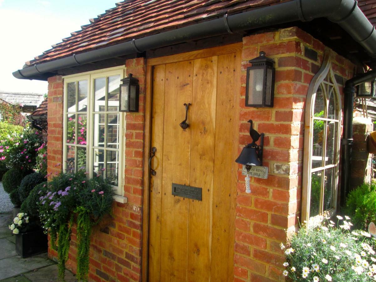 Clayton Wickham Farmhouse Hurstpierpoint 외부 사진